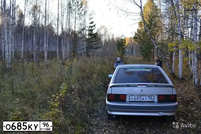 Фото автомобиля LADA 2114 SAMARA, 2004 — госномер О685КУ96. Цвет: СВЕТЛО-СЕРЫЙ