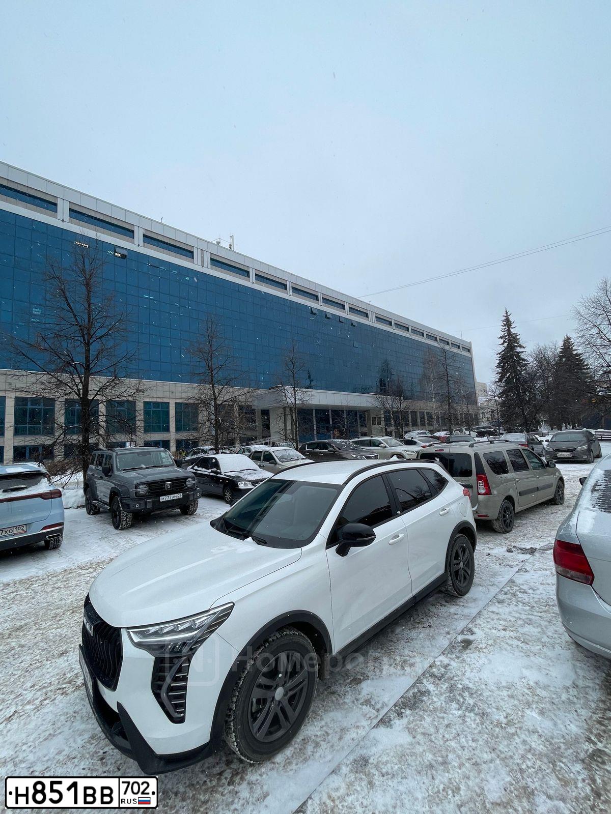 Фото автомобиля HAVAL JOLION, 2024 — госномер Р330ВУ716