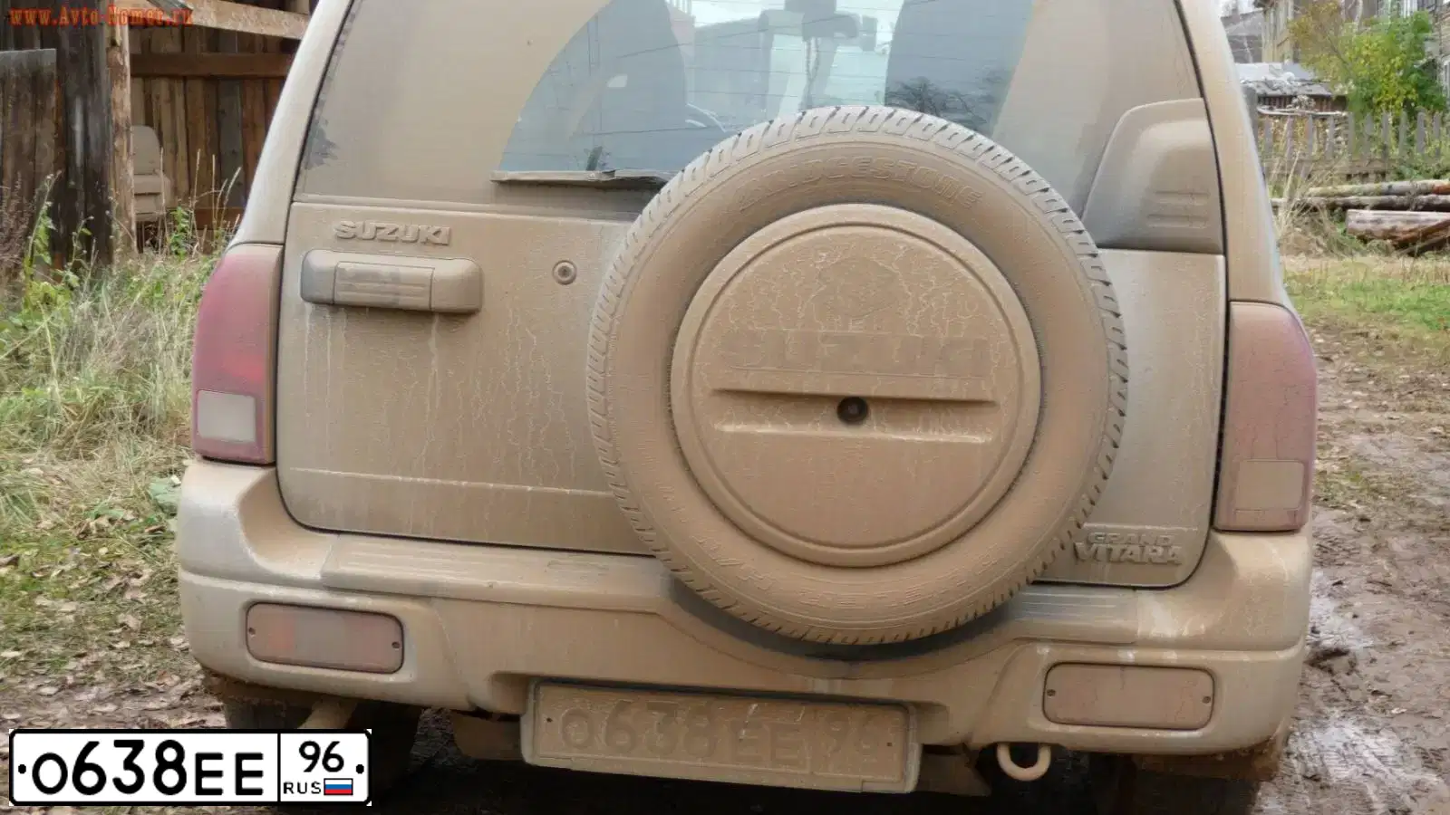 Фото автомобиля SUZUKI /GRAND/ VITARA, 2004 — госномер К522ММ75. Цвет: Серебристый