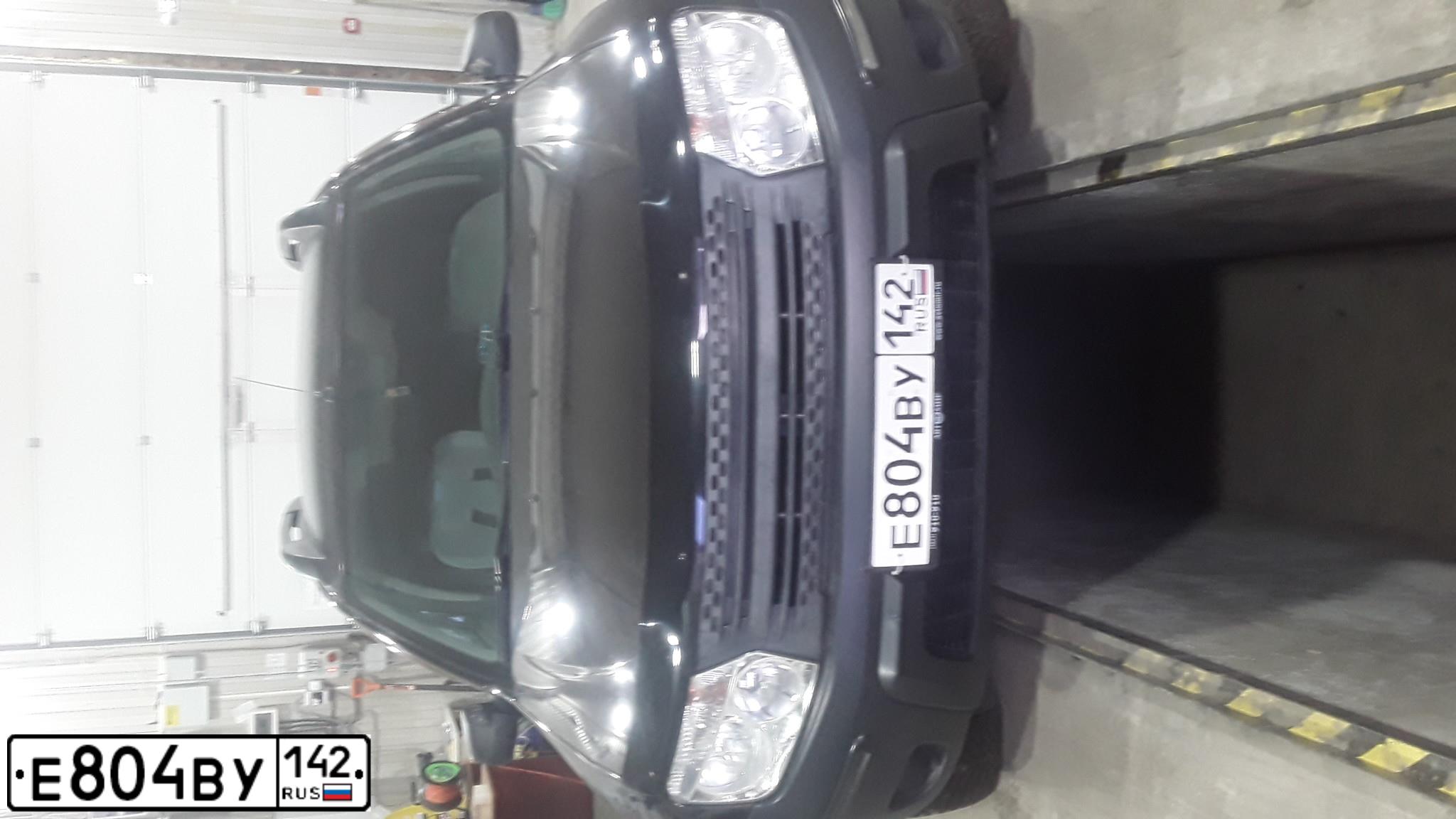 Фото автомобиля RENAULT DUSTER, 2014 — госномер Е804ВУ142. Цвет: ТЕМНО-КОРИЧНЕВЫЙ