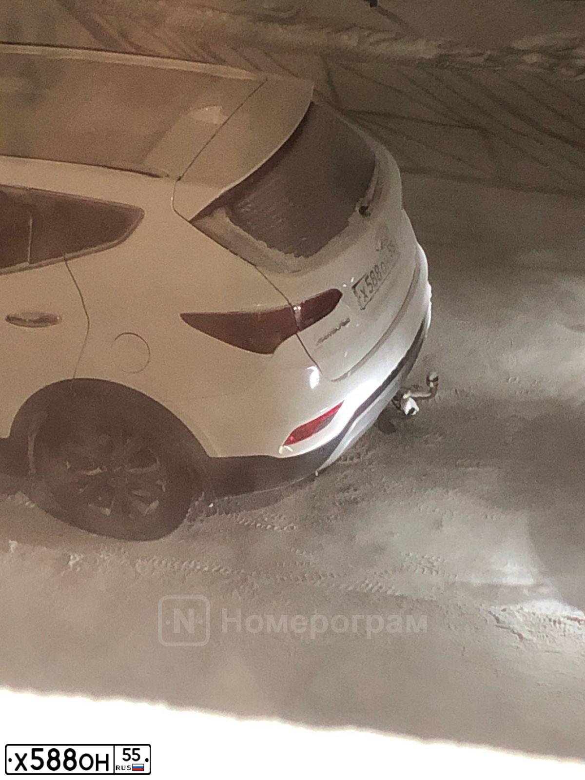 Фото автомобиля HYUNDAI SANTA FE, 2017 — госномер М970МО29. Цвет: Белый