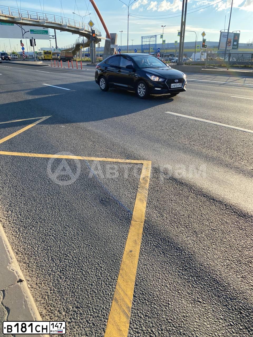 Фото автомобиля HYUNDAI SOLARIS, 2019 — госномер В181СН147. Цвет: ЧЕРНЫЙ