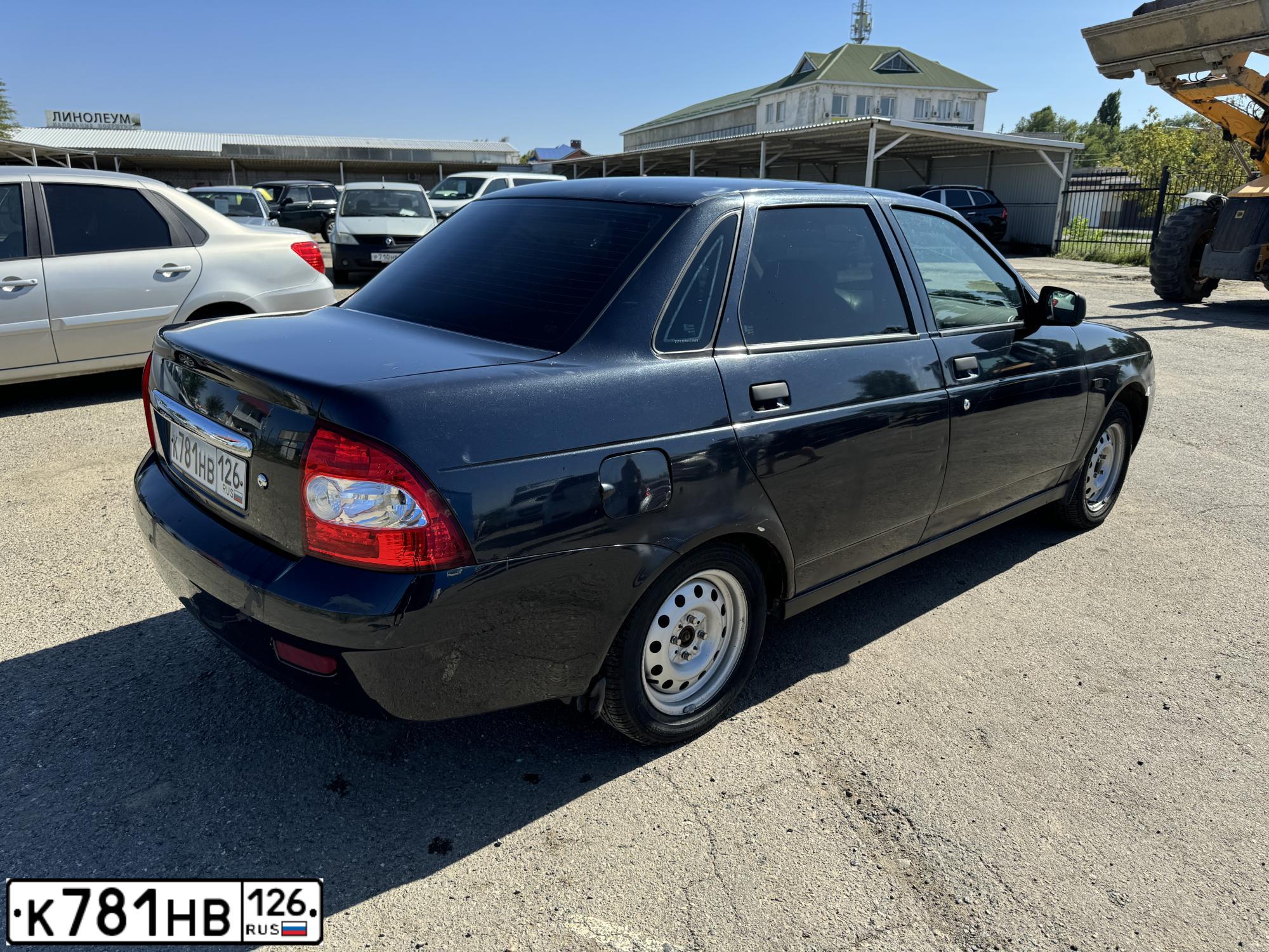 Фото автомобиля LADA PRIORA, 2008 — госномер Р501ОТ126. Цвет: СЕРЕБР-СЕРО-ЧЕРНЫЙ