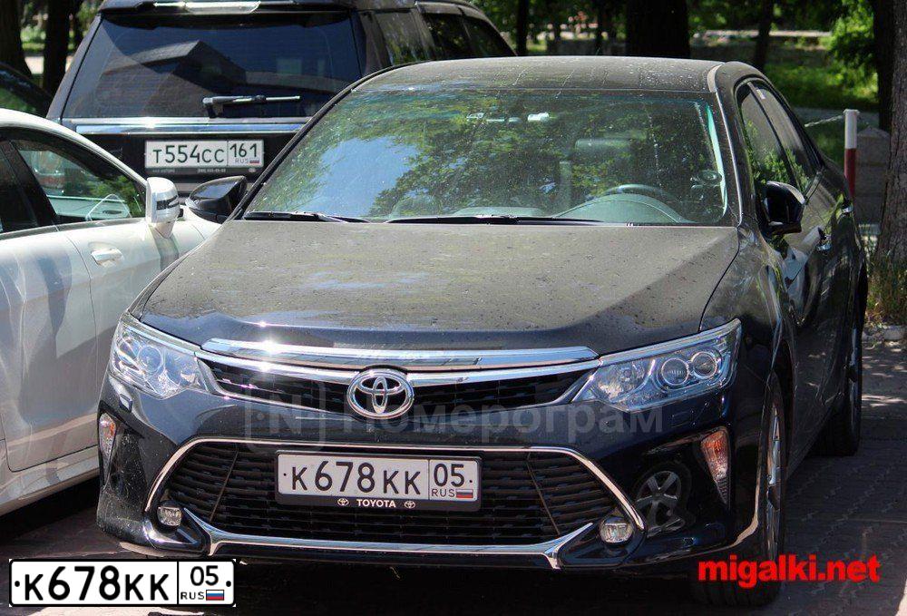 Фото автомобиля LADA 2107, 2004 — госномер К678КК05. Цвет: ЯРКО-БЕЛЫЙ