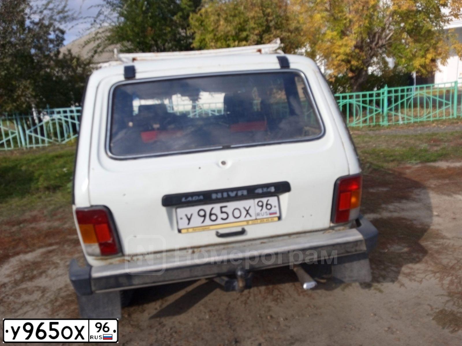 Фото автомобиля LADA 2131 NIVA, 1996 — госномер У965ОХ96. Цвет: Белый