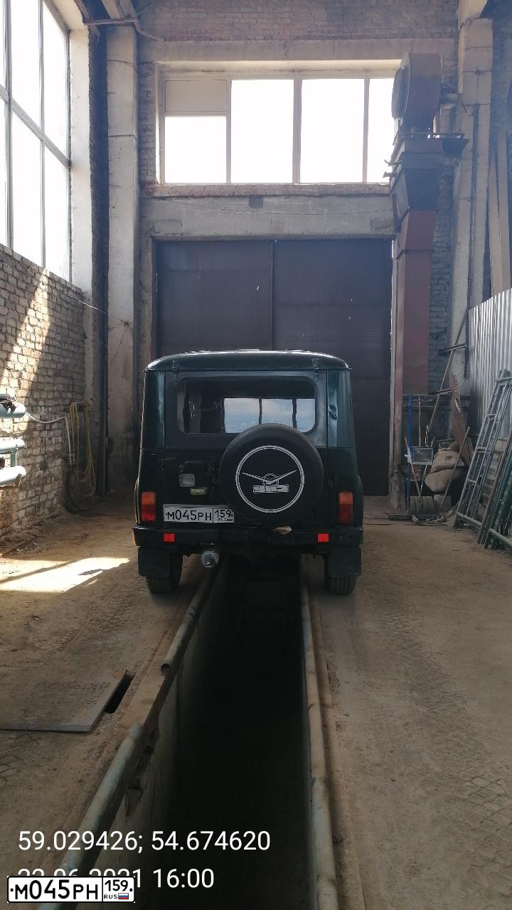 Фото автомобиля UAZ 3151 / HUNTER, 2010 — госномер К558ЕХ152. Цвет: АМУЛЕТ МЕТАЛЛИК