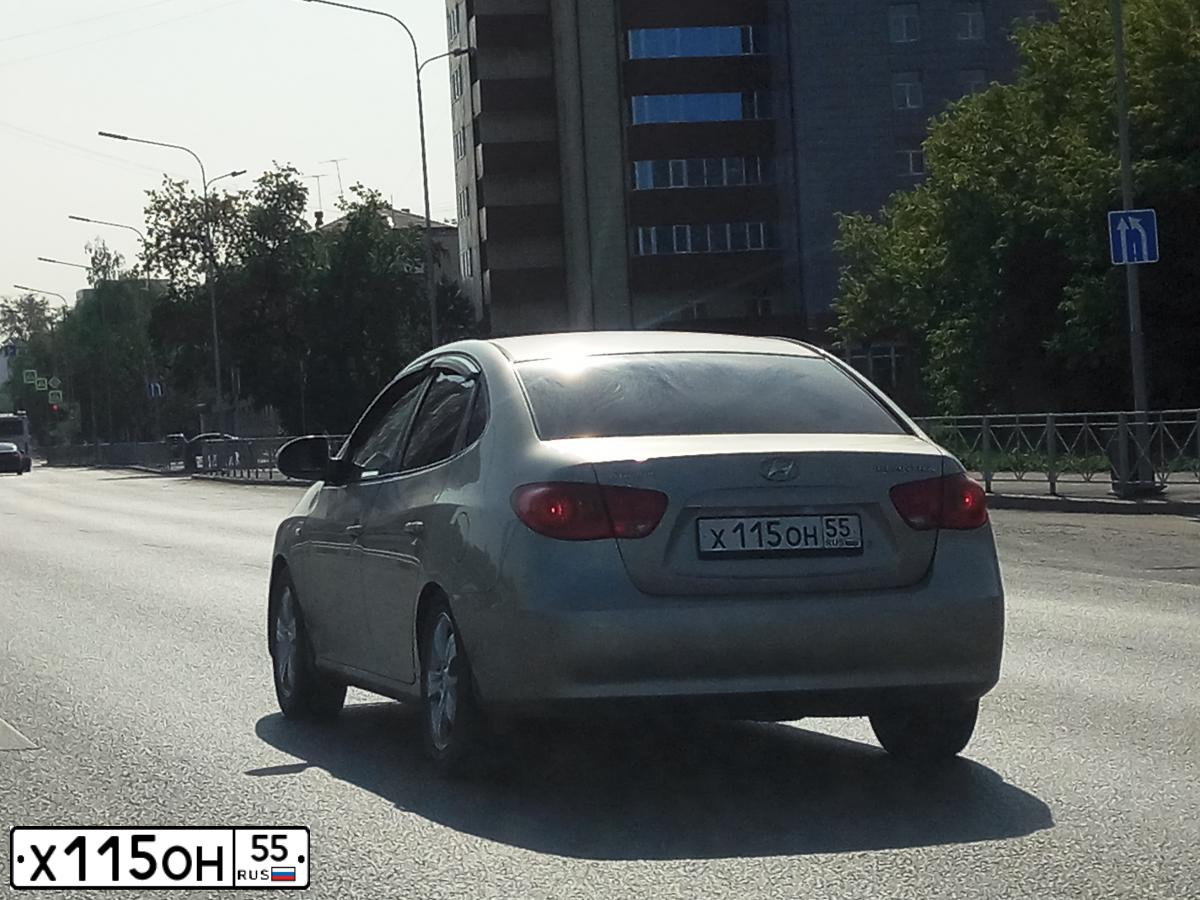 Фото автомобиля HYUNDAI ELANTRA, 2008 — госномер Х115ОН55. Цвет: БЕЖЕВЫЙ