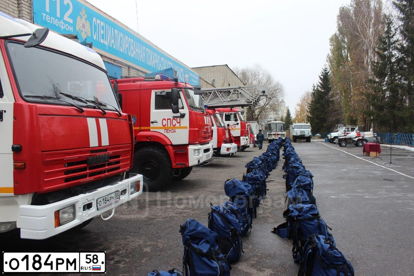 Фото автомобиля KAMAZ 43253 /4X2/, 2013 — госномер О184РМ58. Цвет: ГОСТ Р50574-2019