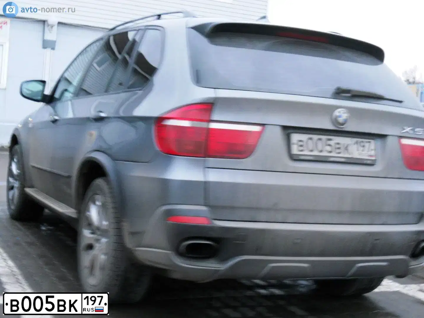 Фото автомобиля BMW X5, 2008 — госномер С684РЕ799. Цвет: ЧЕРНЫЙ