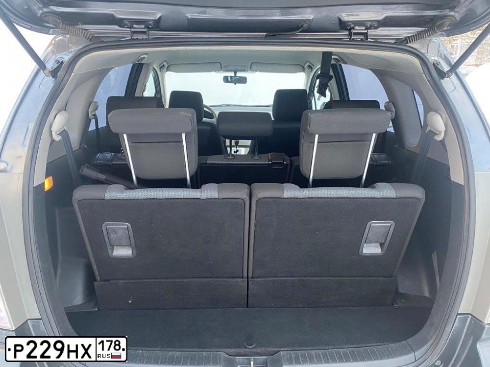Фото автомобиля TOYOTA COROLLA, 2008 — госномер Р256АВ977. Цвет: СЕРЫЙ