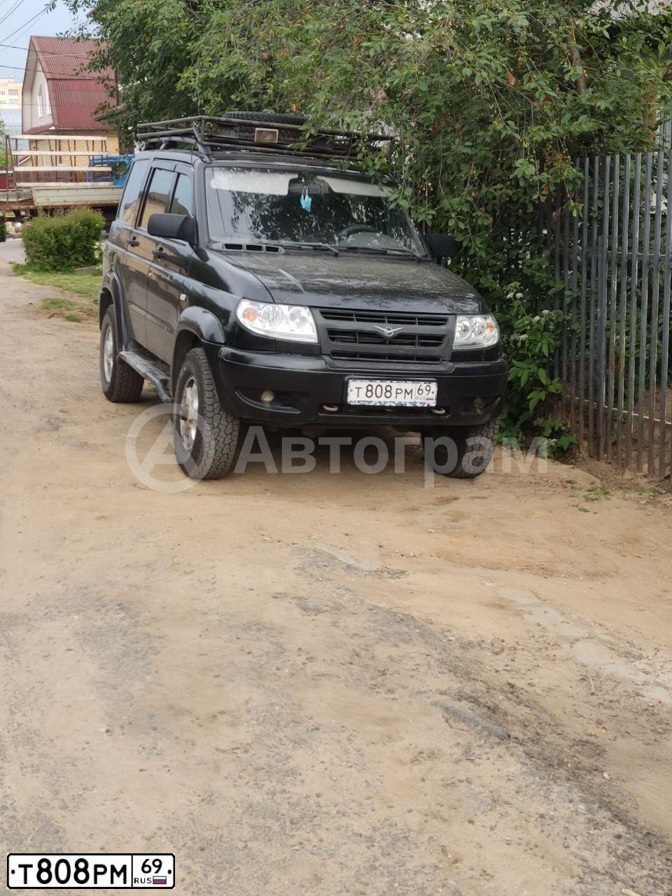 Фото автомобиля UAZ 3163 PATRIOT, 2006 — госномер Т808РМ69. Цвет: АВАНТЮРИН МЕТАЛЛИК