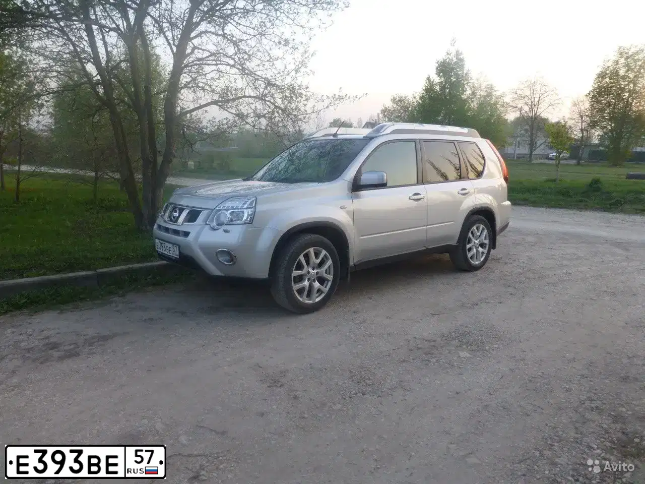 Фото автомобиля NISSAN X-TRAIL, 2012 — госномер С929СК57. Цвет: СЕРЕБРИСТЫЙ