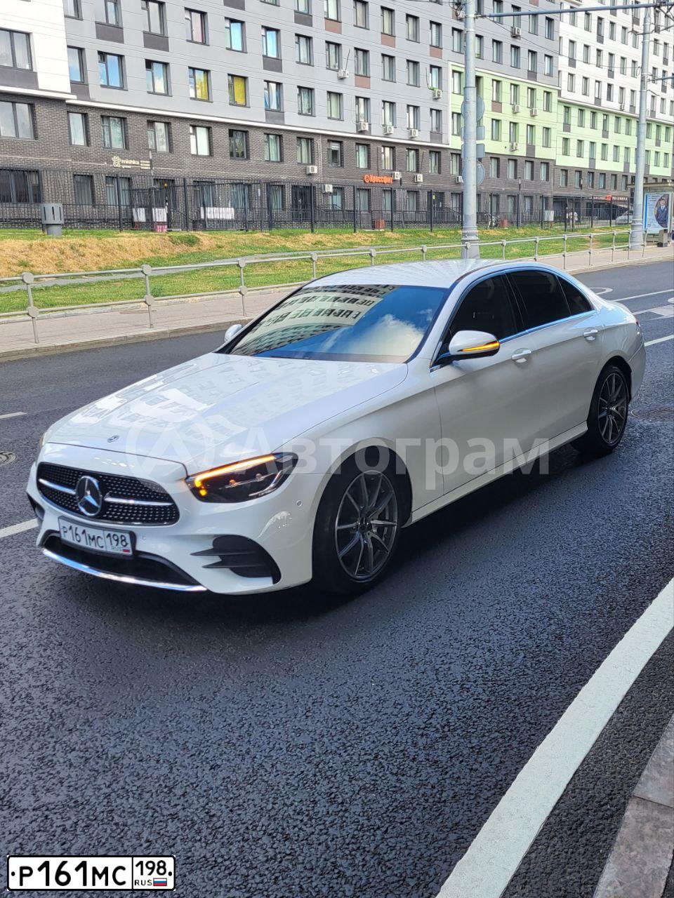 Фото автомобиля MERCEDES-BENZ E200, 2021 — госномер Т656ЕУ193