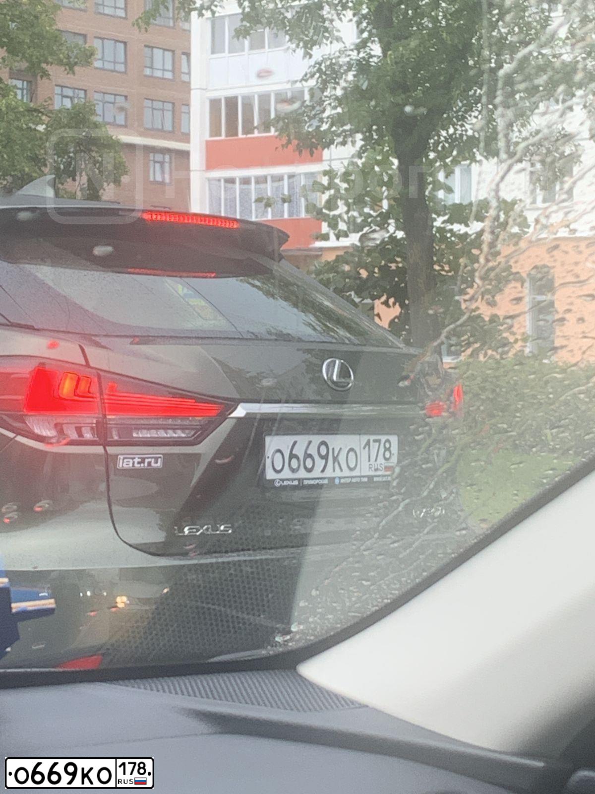Фото автомобиля LEXUS RX, 2018 — госномер О669КО178. Цвет: ЧЕРНЫЙ