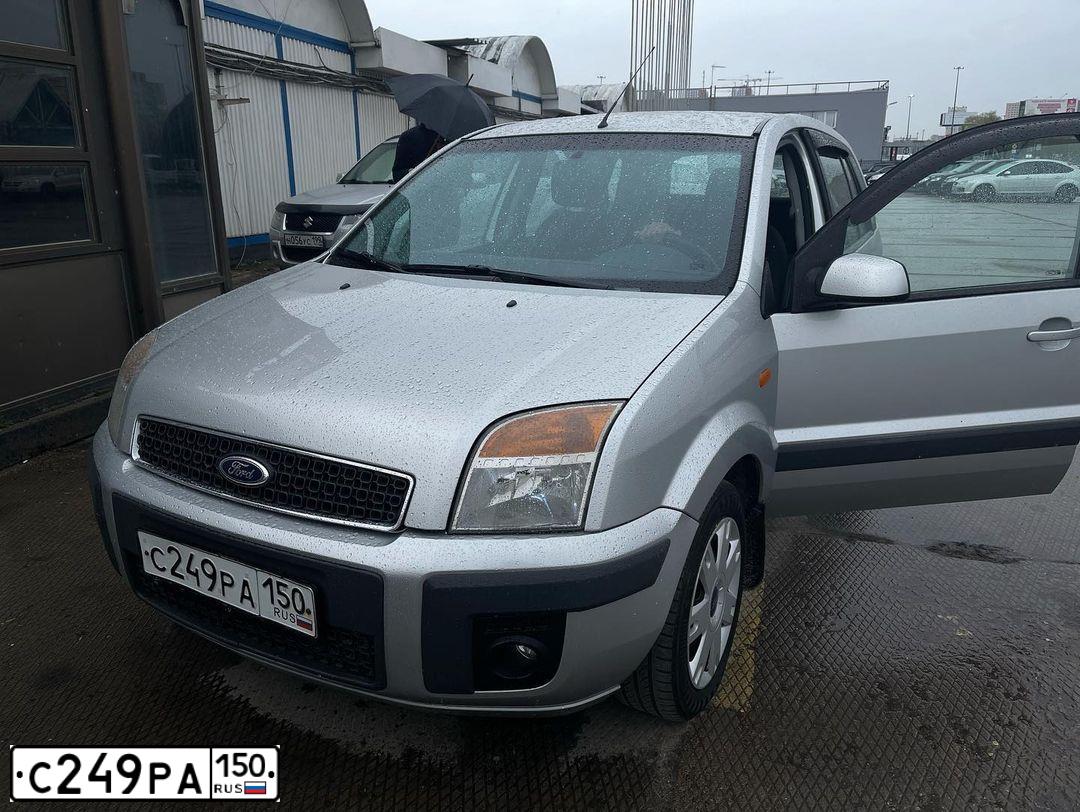 Фото автомобиля FORD FUSION, 2008 — госномер М650МВ179. Цвет: СЕРЕБРИСТЫЙ
