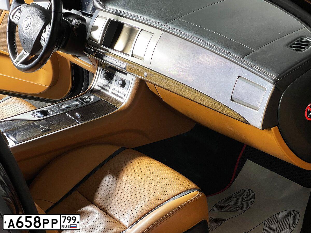 Фото автомобиля JAGUAR XF-SERIE, 2011 — госномер С705ТА716. Цвет: Коричневый