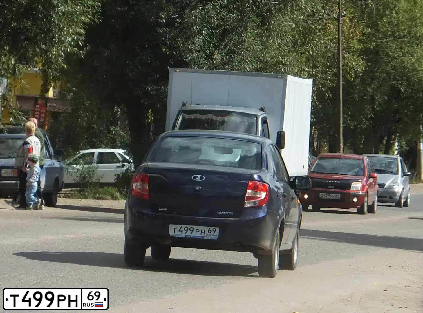 Фото автомобиля LADA 2190 GRANTA, 2013 — госномер Т499РН69. Цвет: СИНИЙ