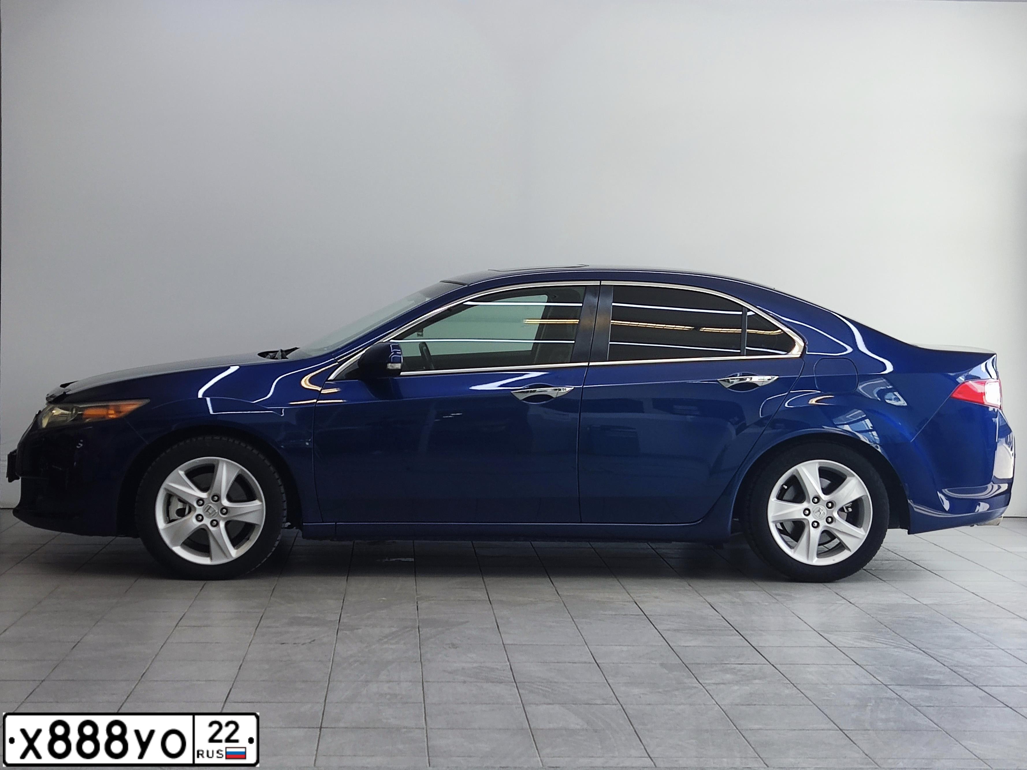 Фото автомобиля HONDA ACCORD, 2008 — госномер Х888УО22. Цвет: Темно-синий