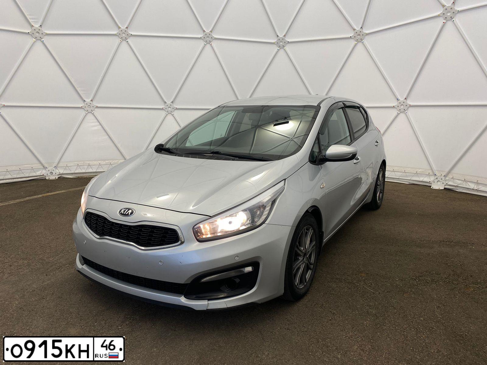Фото автомобиля KIA CEE'D, 2017 — госномер О915КН46. Цвет: СЕРЕБРИСТЫЙ