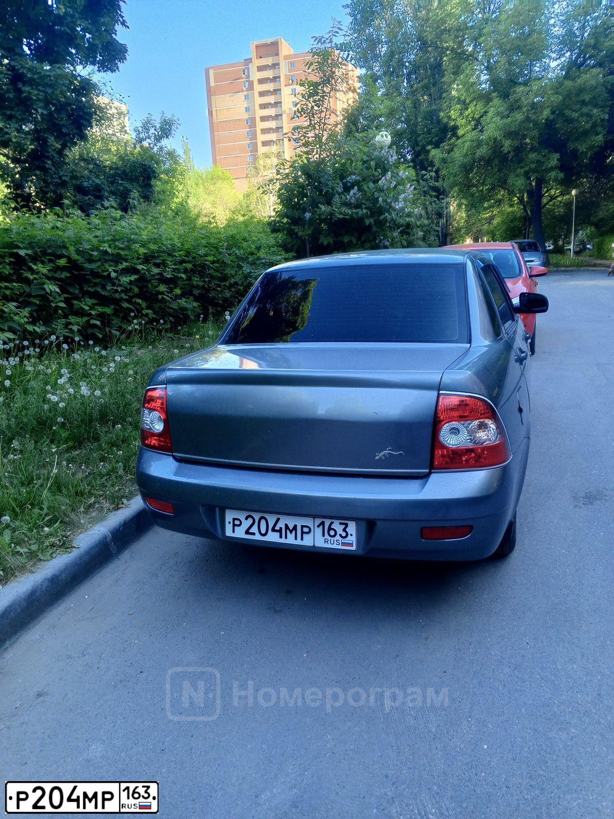 Фото автомобиля LADA 2170 PRIORA, 2012 — госномер Р204МР163. Цвет: СРЕДНИЙ СЕРО-ЗЕЛЕН МЕТ