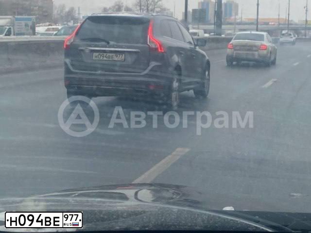 Фото автомобиля VOLVO XC60, 2016 — госномер Н094ВЕ977. Цвет: СТАЛЬНОЙ
