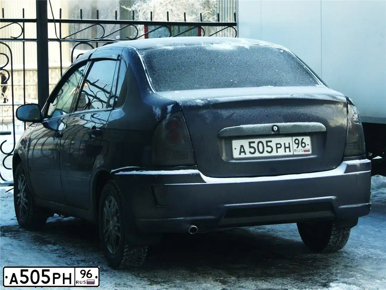 Фото автомобиля LADA 1118 KALINA, 2007 — госномер А505РН96. Цвет: СИНЕ-ФИОЛЕТОВЫЙ