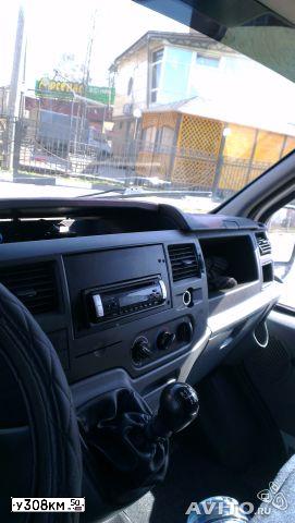 Фото автомобиля FORD TRANSIT, 2007 — госномер У588СМ177. Цвет: БЕЛЫЙ