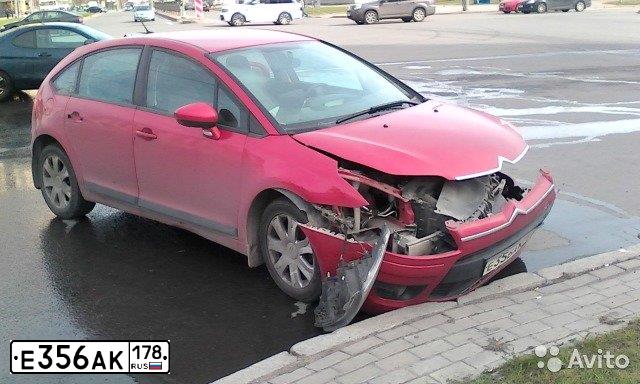 Фото автомобиля CITROEN C4, 2010 — госномер Е356АК178. Цвет: КРАСНЫЙ
