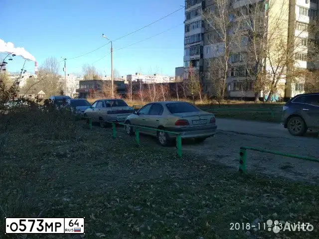 Фото автомобиля TOYOTA AVENSIS, 1998 — госномер Р768ОС761. Цвет: СЕРО-ЗЕЛЕНЫЙ