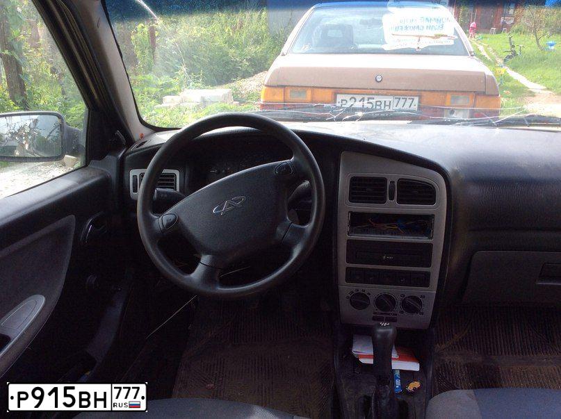 Фото автомобиля SSANGYONG REXTON, 2002 — госномер М801СВ790. Цвет: СЕРЫЙ-ТЕМНО-СЕРЫЙ