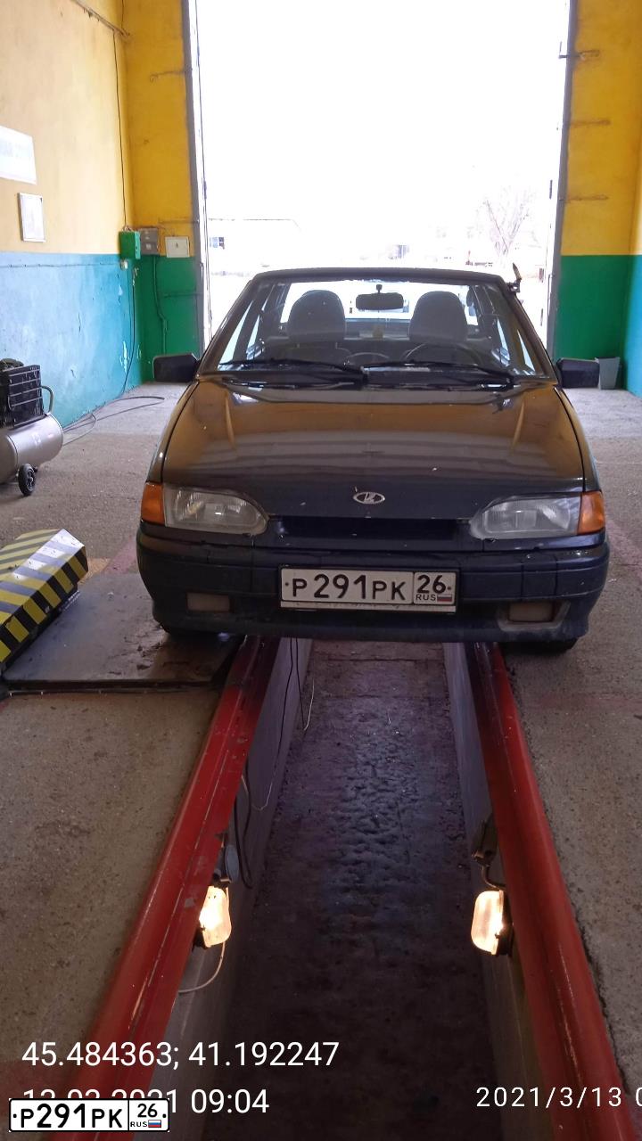 Фото автомобиля LADA 2115 SAMARA, 2009 — госномер Р291РК26. Цвет: ГРАФИТОВЫЙ МЕТАЛЛИК