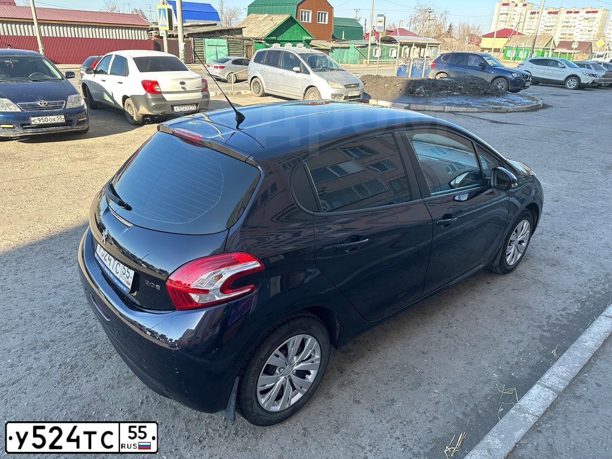 Фото автомобиля PEUGEOT 208, 2013 — госномер А994СО155