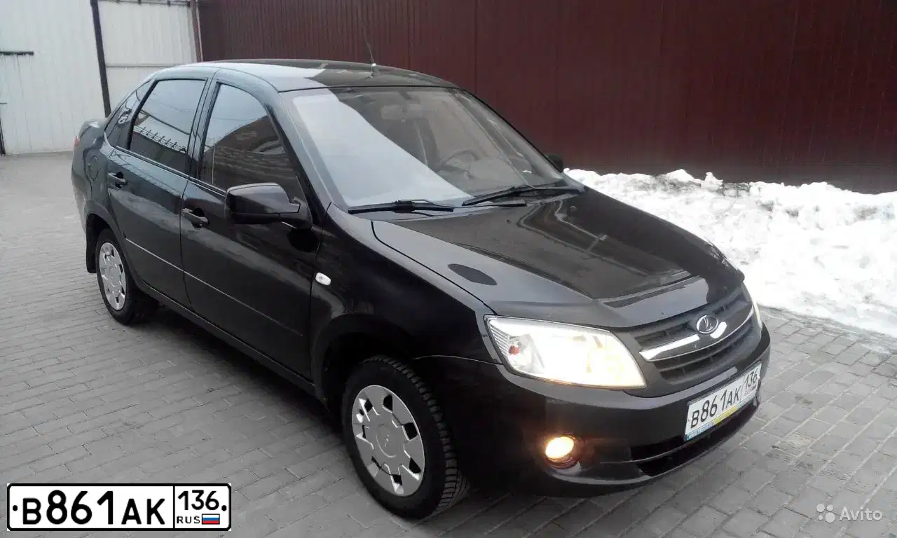 Фото автомобиля LADA GRANTA, 2013 — госномер Т772ВМ181. Цвет: ЧЕРНЫЙ