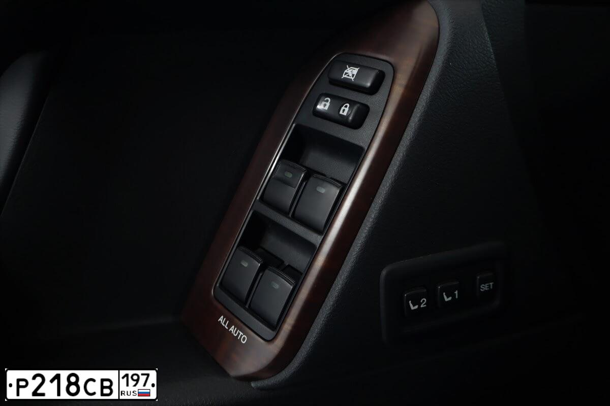 Фото автомобиля TOYOTA LAND CRUISER PRADO, 2014 — госномер М066РМ62