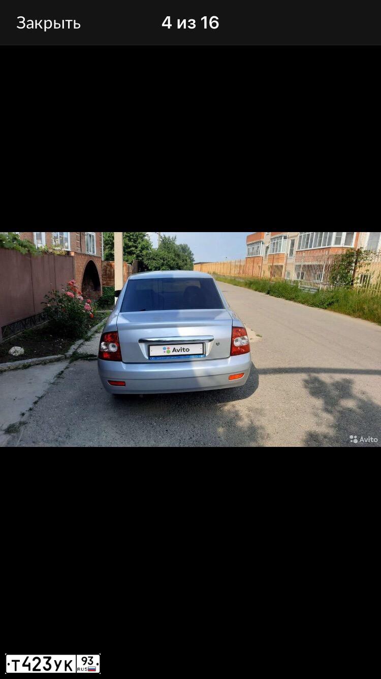 Фото автомобиля LADA 2170 PRIORA, 2010 — госномер Е886ЕР134. Цвет: СИНЕ-ЧЕРНЫЙ