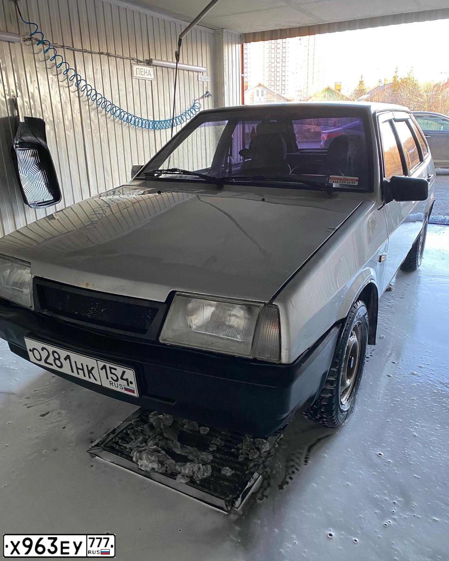 Фото автомобиля LADA 2109 SAMARA, 2000 — госномер Р970УЕ33. Цвет: Серый