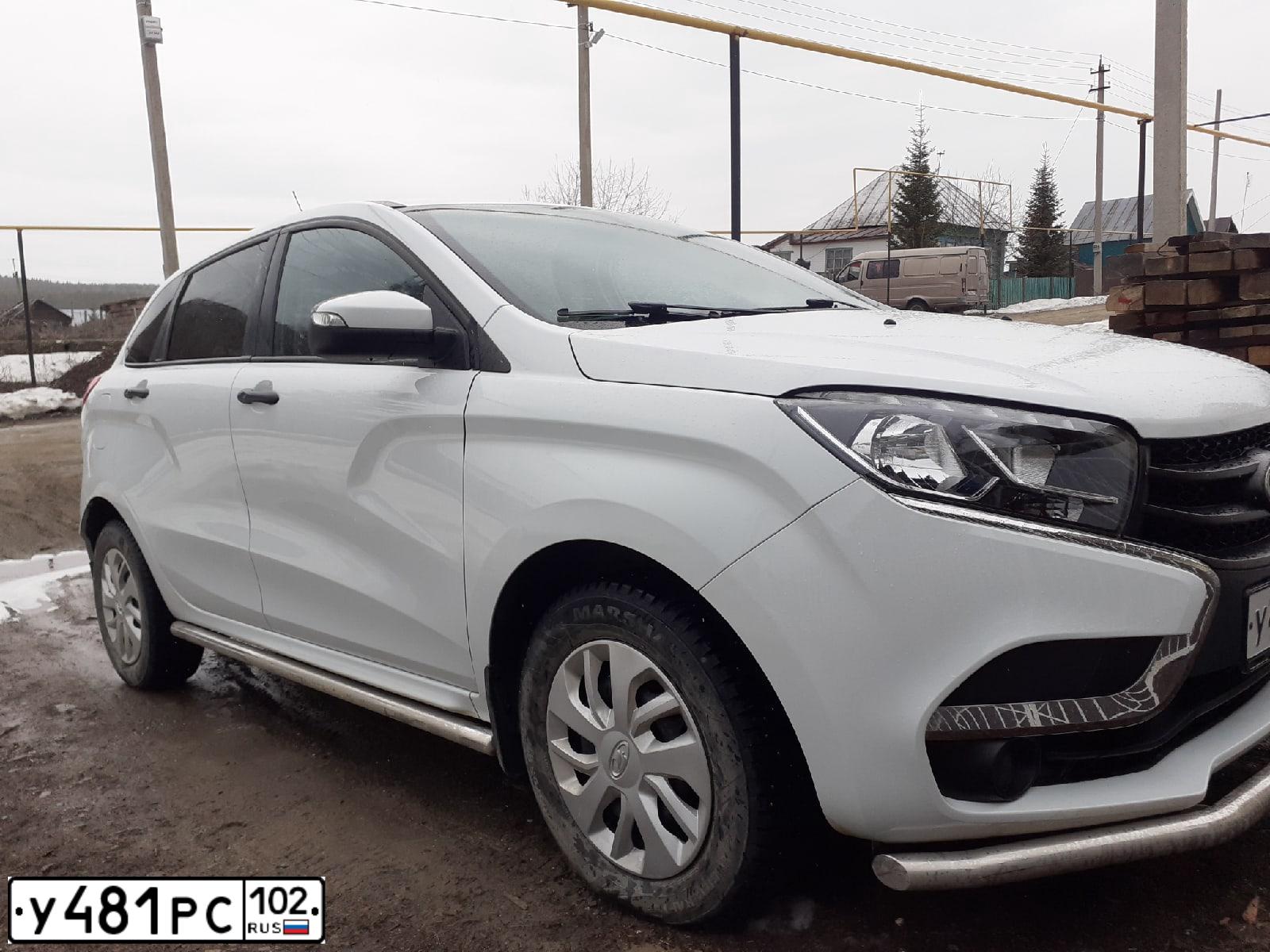 Фото автомобиля LADA XRAY, 2017 — госномер В618ОУ156. Цвет: Белый