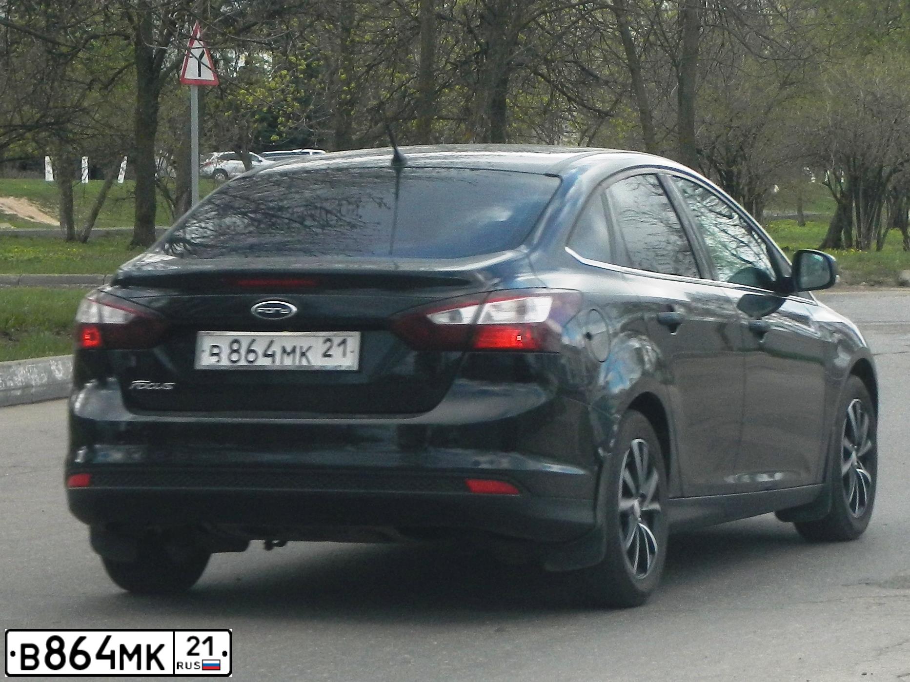 Фото автомобиля FORD FOCUS, 2011 — госномер М992ЕЕ13. Цвет: ЧЕРНЫЙ