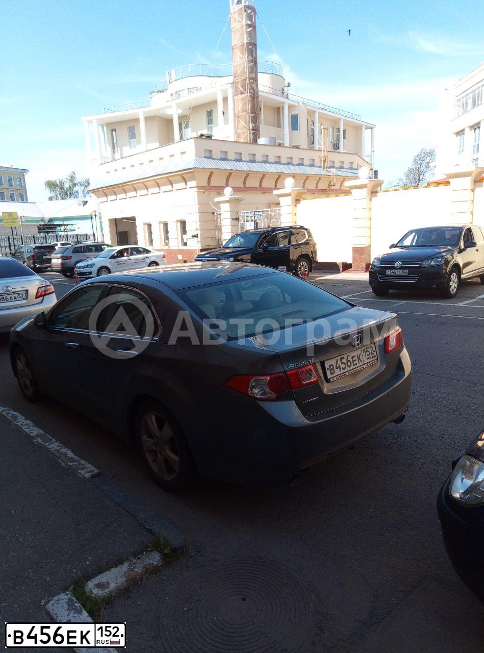 Фото автомобиля HONDA ACCORD, 2008 — госномер В456ЕК152. Цвет: Серый