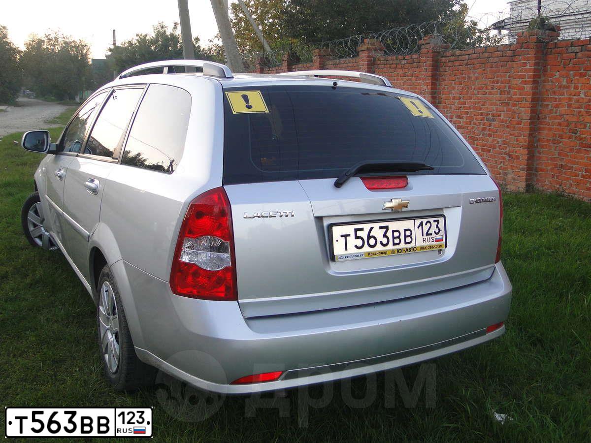 Фото автомобиля CHEVROLET LACETTI, 2011 — госномер В309РН82. Цвет: СЕРЕБРИСТЫЙ