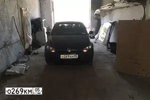Фото автомобиля VOLKSWAGEN POLO, 2011 — госномер О269КМ05. Цвет: СЕРЫЙ