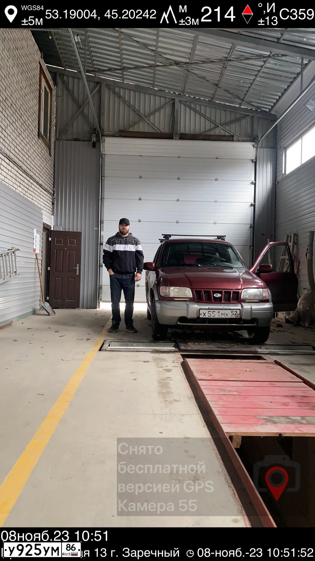 Фото автомобиля KIA SPORTAGE, 2002 — госномер Н355НМ159. Цвет: СЕРЫЙ