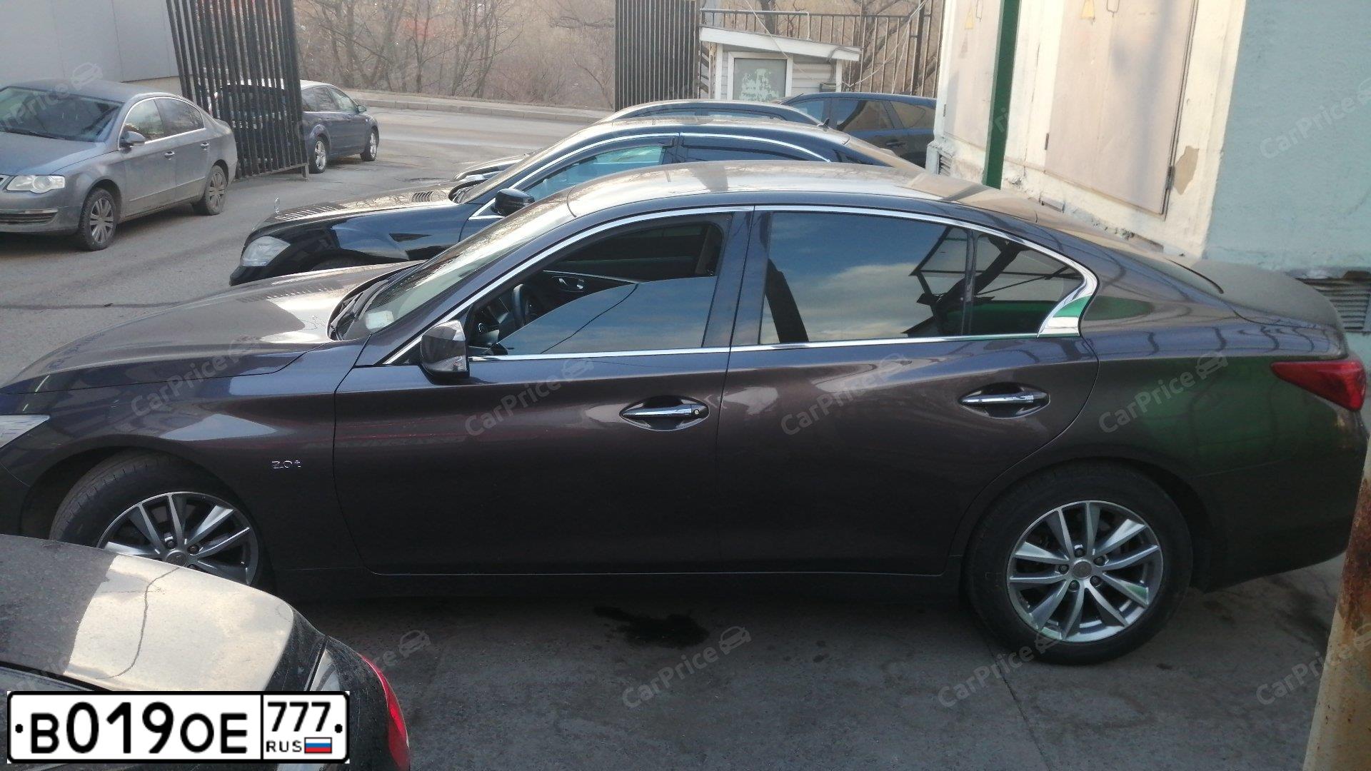 Фото автомобиля INFINITI Q50, 2015 — госномер Т313СХ73. Цвет: Коричневый