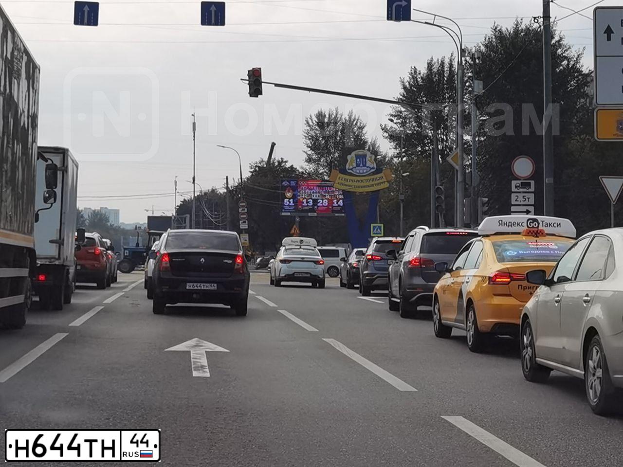 Фото автомобиля RENAULT LOGAN, 2013 — госномер Н644ТН44. Цвет: ЧЕРНЫЙ