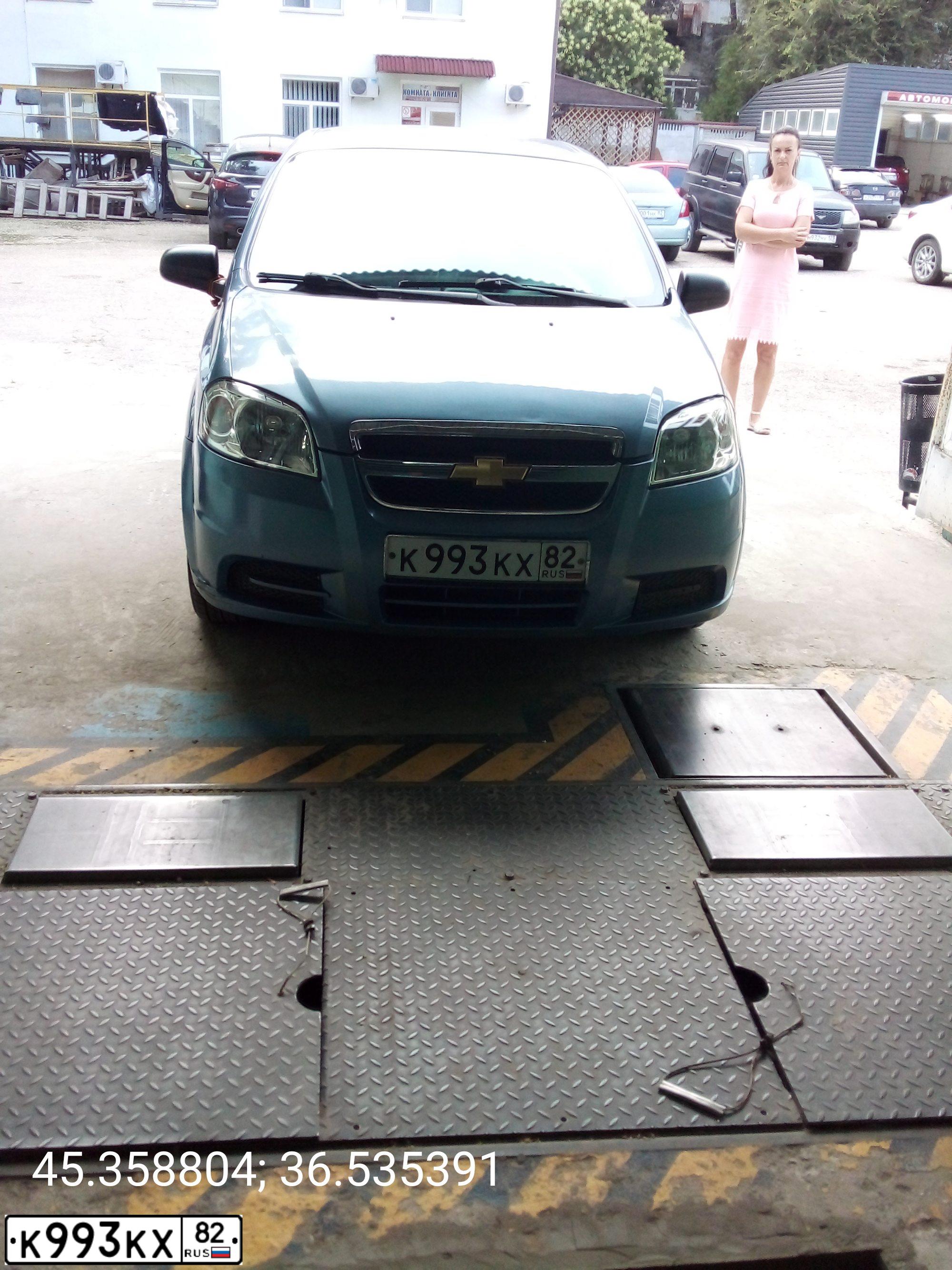 Фото автомобиля CHEVROLET AVEO, 2006 — госномер К993КХ82. Цвет: голубой
