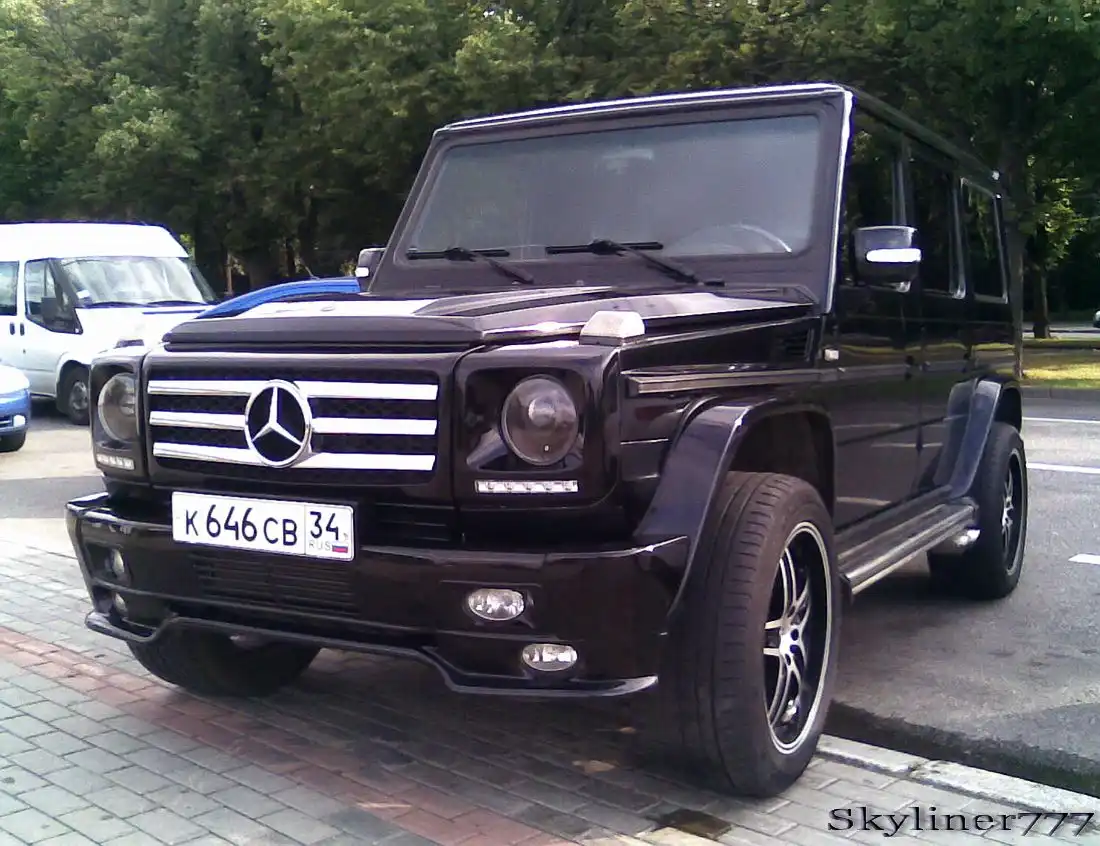 Фото автомобиля MERCEDES G-KLASSE, 1999 — госномер А423АА90. Цвет: ЧЕРНЫЙ