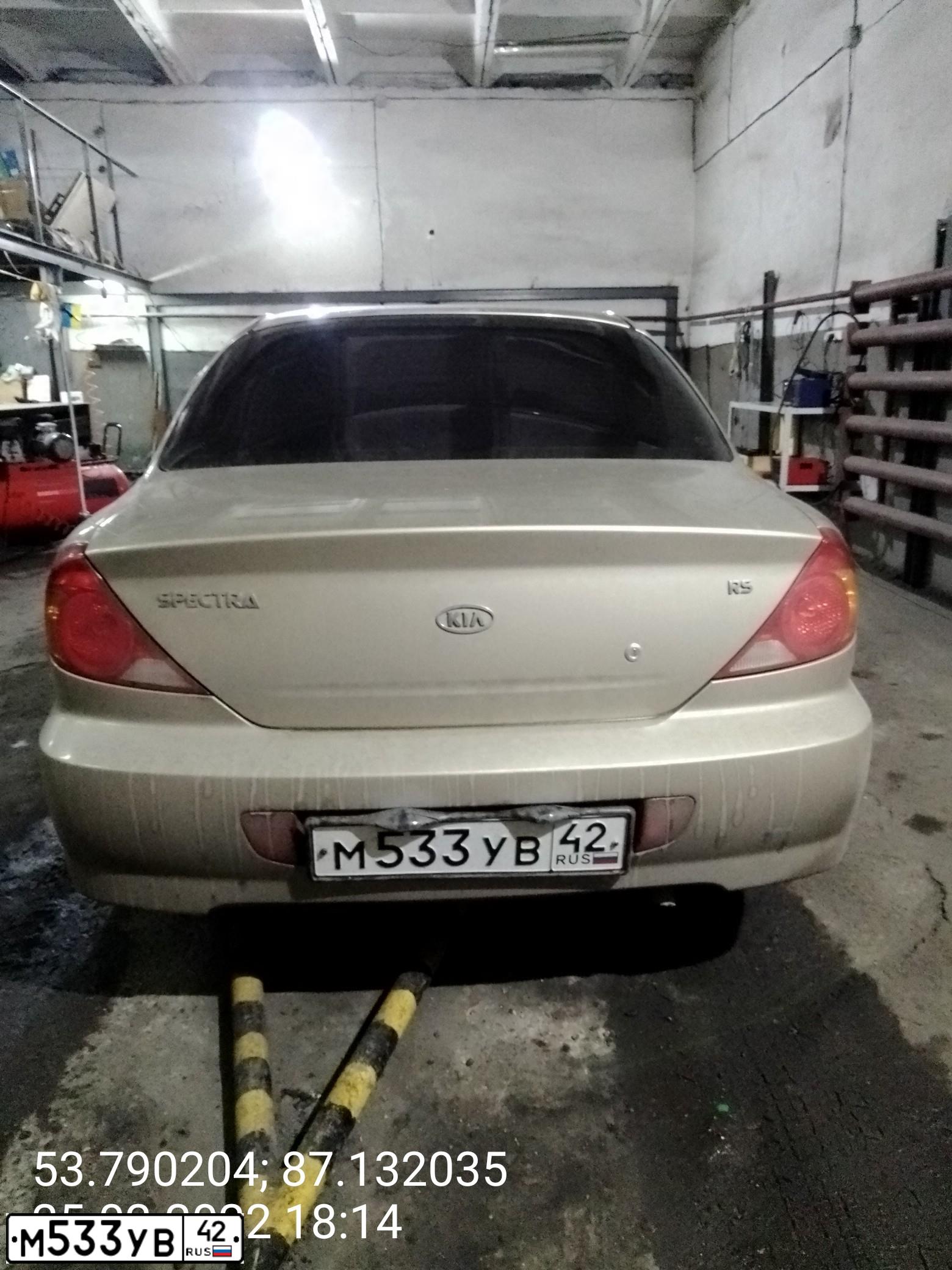 Фото автомобиля KIA SPECTRA, 2008 — госномер М533УВ42. Цвет: Золотисто-бежевый