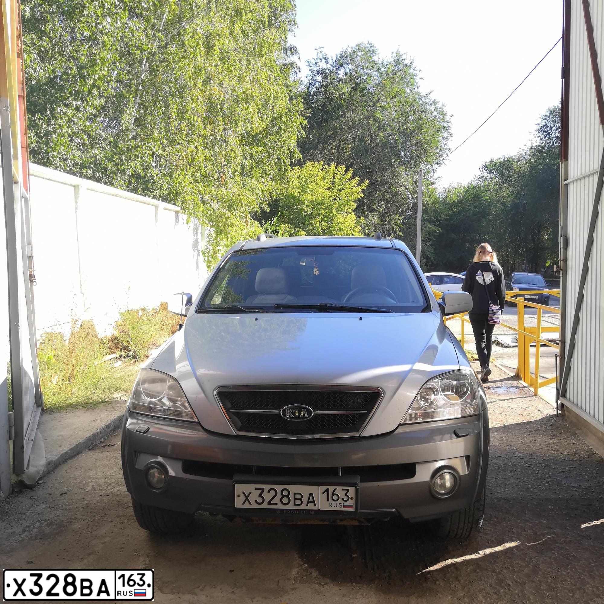 Фото автомобиля KIA SORENTO, 2006 — госномер Х063ТМ73