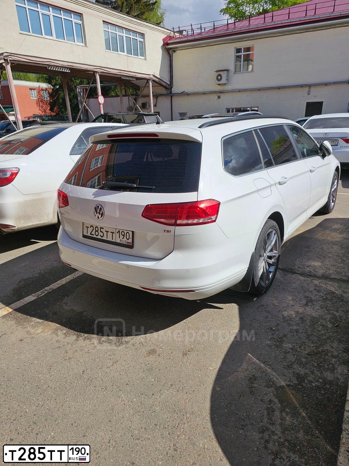Фото автомобиля BMW 528I, 2016 — госномер Е736КУ977