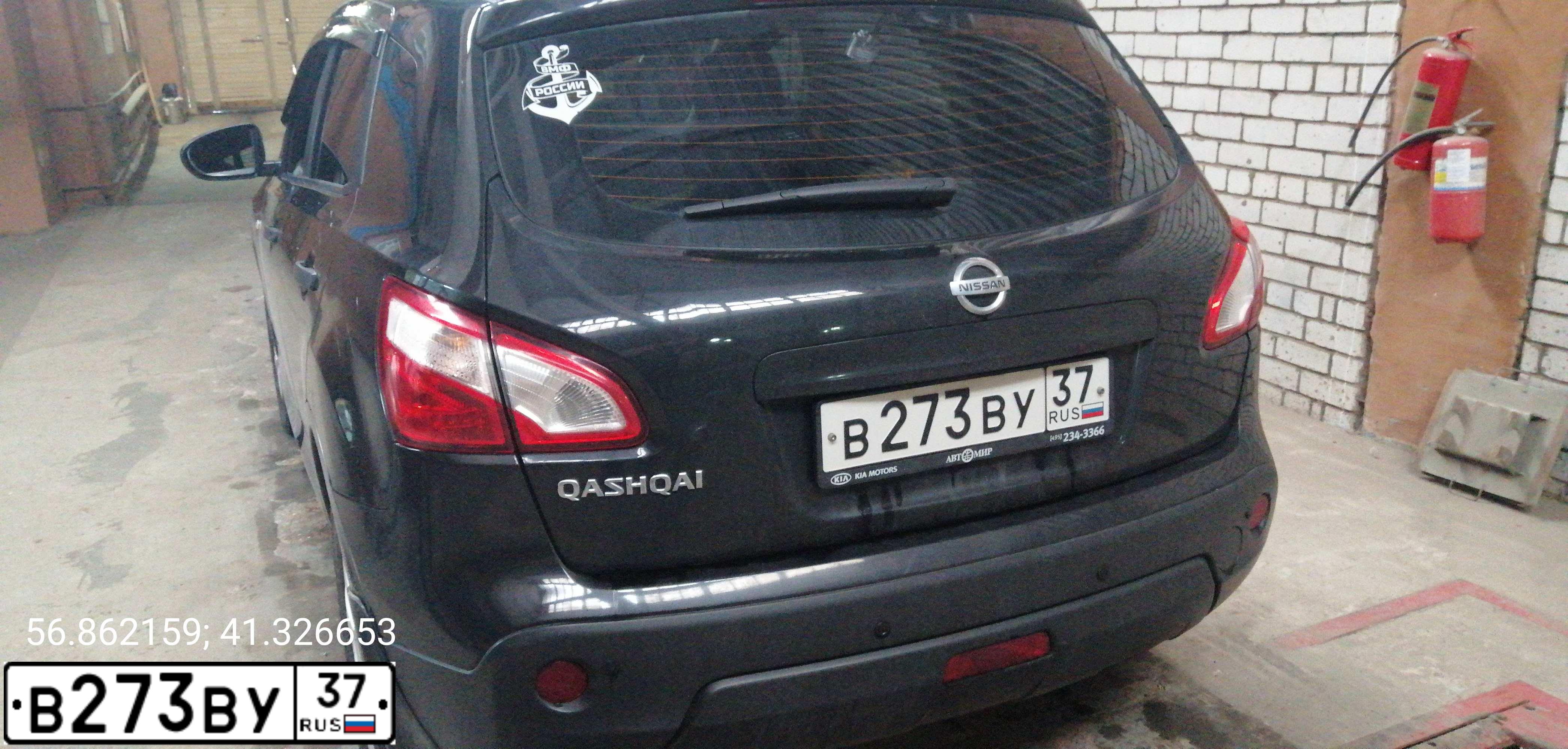 Фото автомобиля NISSAN QASHQAI, 2013 — госномер В273ВУ37. Цвет: ЧЕРНЫЙ